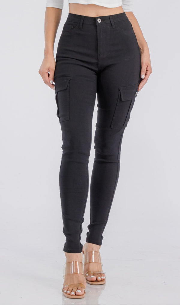 High Waist Jagging Jean with Side Cargo Pockets