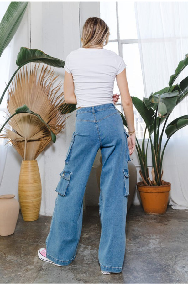 High Waist Relaxed Fit Multi Pocket Cargo Pants