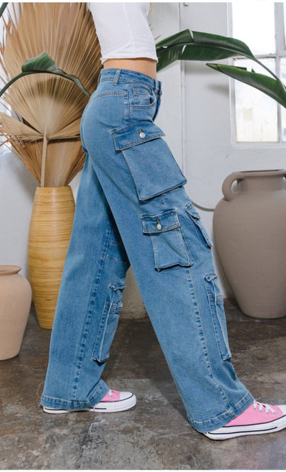High Waist Relaxed Fit Multi Pocket Cargo Pants