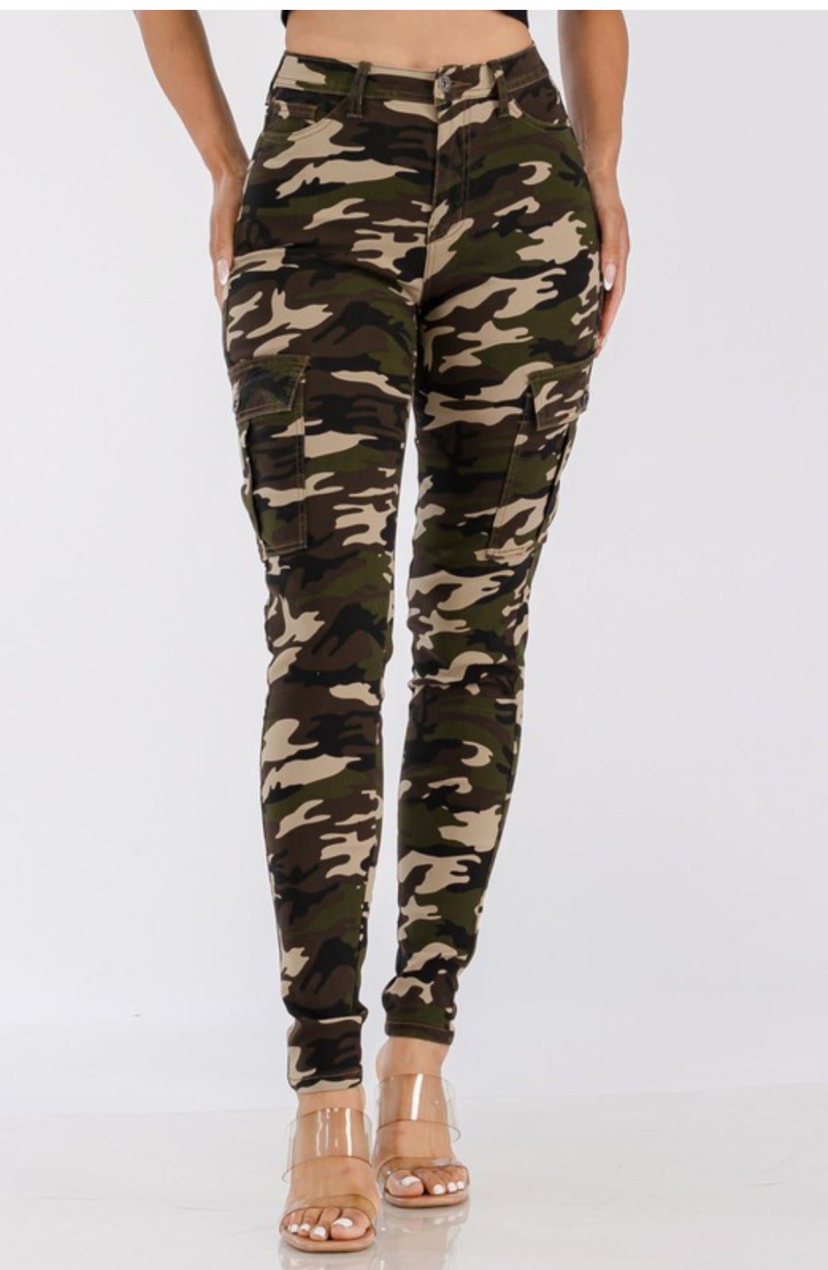 High Waist Camouflage Jegging Jean with Side Cargo Pocket