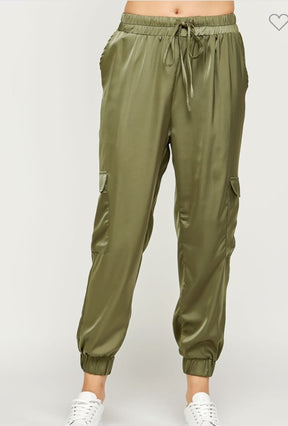 Silk Elastic Waistband Cargo Pant